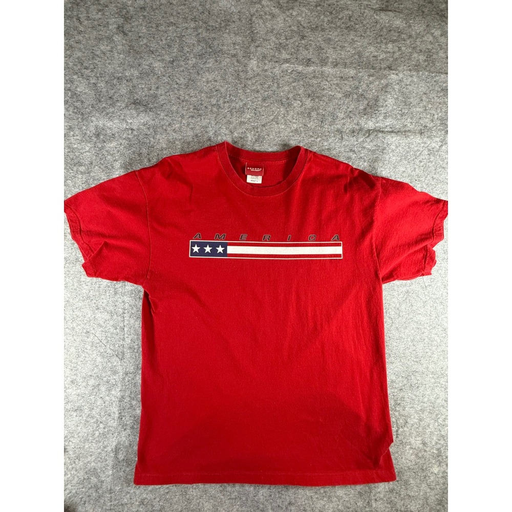 Sonoma Lifestyle Red America T-Shirt Mens Adult L‎ Patriotic USA Graphic